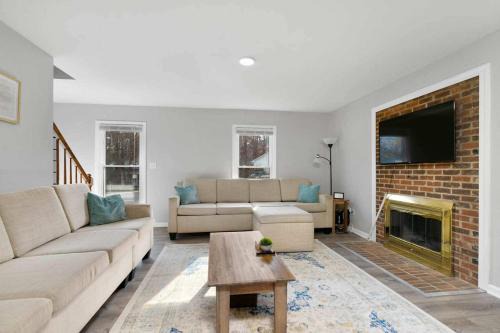 Near NC State Campus & Downtown - The Maple Marvel