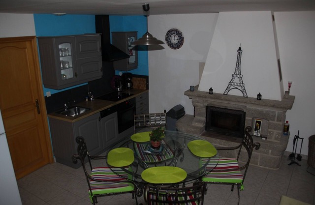 nearby holiday cottage in Mont St Michel