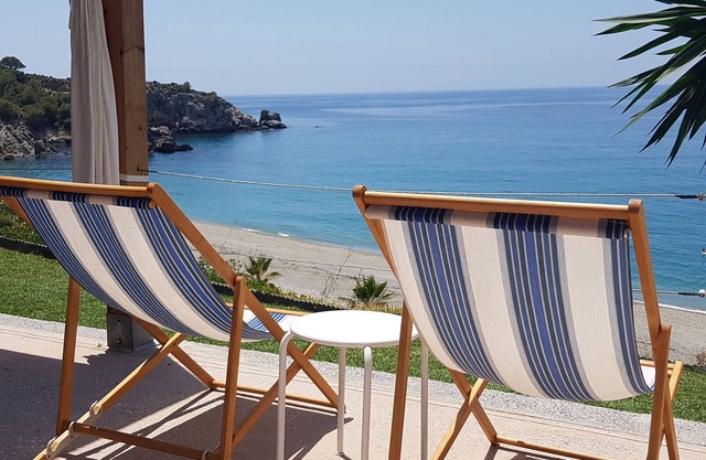 Nerja: House in the beach in the Nature Reserve Cliffs of Maro-Cerro Gordo (Nerja)