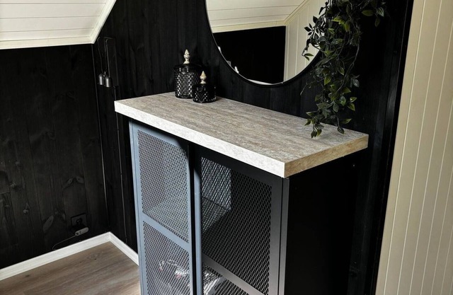 NEW and modern studio apartment with views and electric car charging