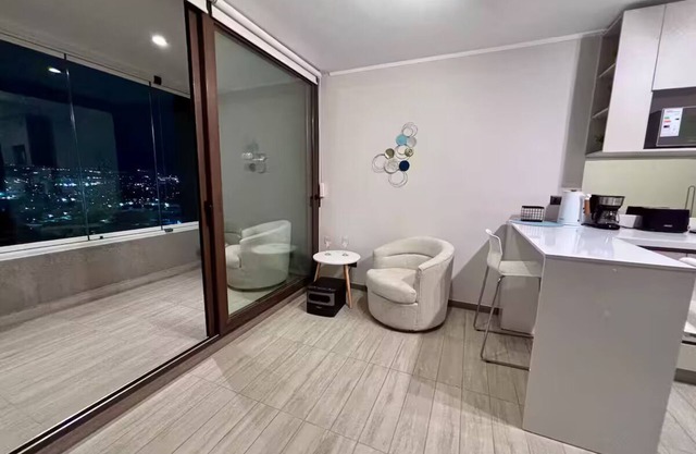 New apartment-Parking included-Metro nearby