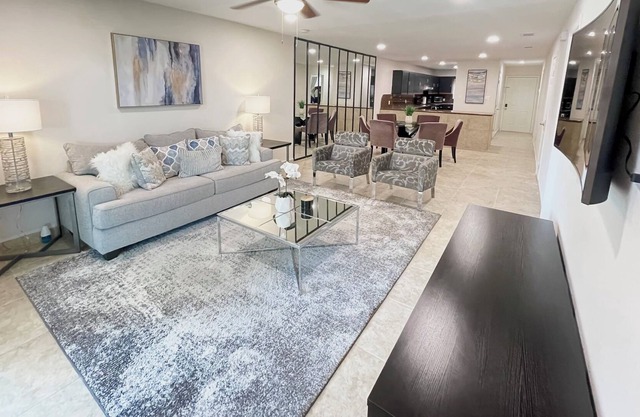 New Apt. 2 rooms & 2.5 baths in south McAllen near hospitals & shopping center.