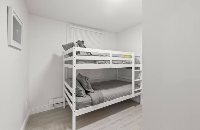 New Build Cozy 2 Bedroom Unit