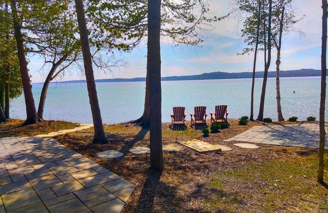 NEW BUILT - TORCH LAKE - Sunsets Galore