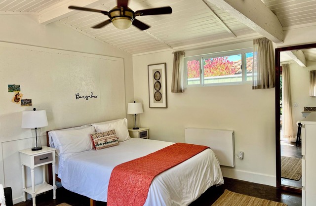 NEW! Bungalow in Bluebird Canyon - Walk to the Beach!