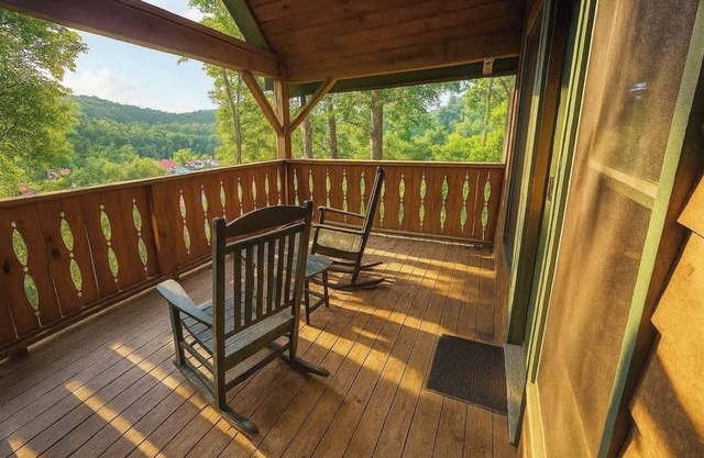 New! City&Mtn Views, Hot Tub, Sauna, Arcade, Pool