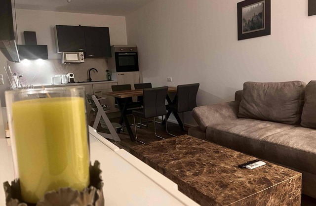 NEW - Exclusive hideaway on Lake Plessow