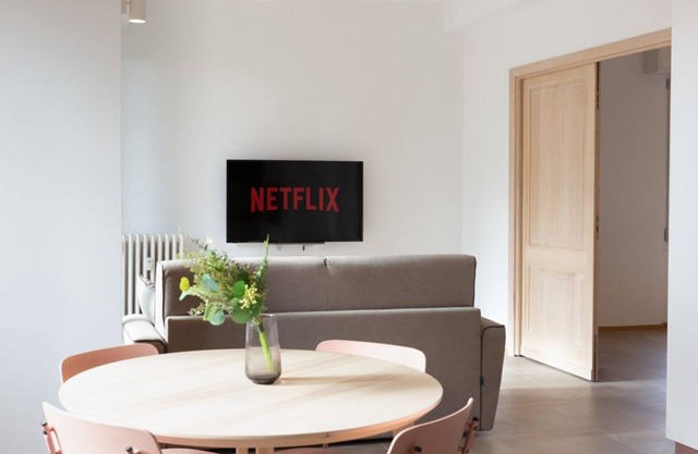 New Exclusive Melegnano Apartments- Near train station X5