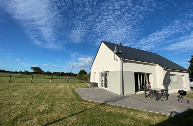 New villa in the heart of the landing beaches