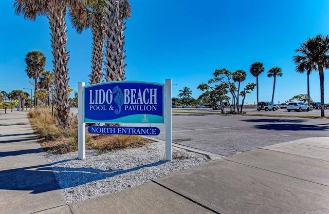 NEW.Lido Key Cottage