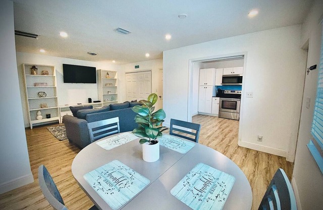 New Listing! Secret Serenity! Pool! 5min to Beach!