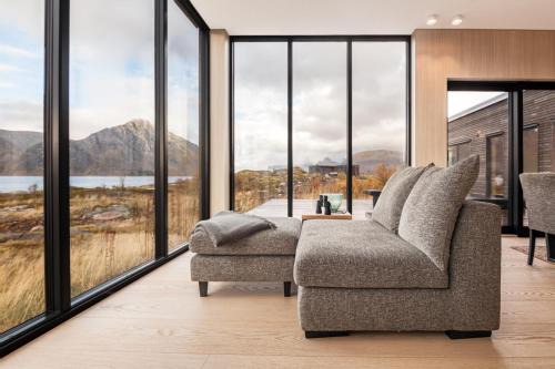 New lodge at seaside, near Henningsvær Lofoten