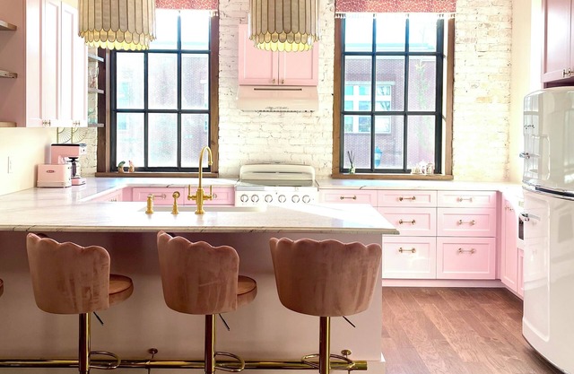 NEW luxury retro loft in heart of historic, walkable Southside district