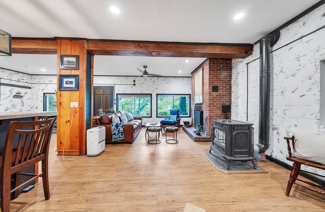 NEW! Peaceful Lakefront Getaway on Cayuga Lake