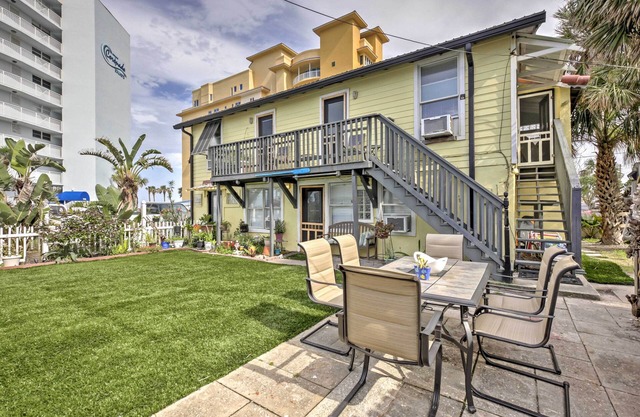New Smyrna Beach Getaway - Walk Flagler Avenue!