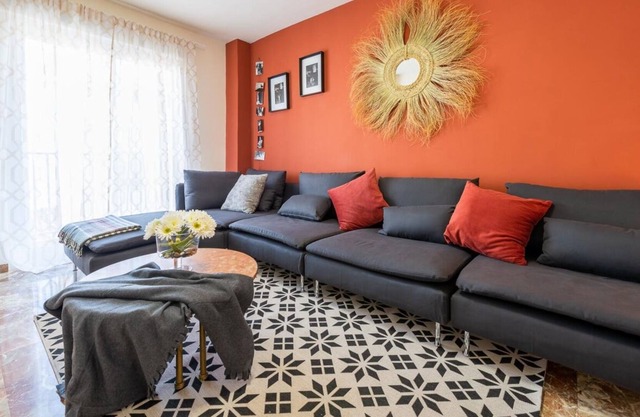 NEW Stunning DESIGN FLAT