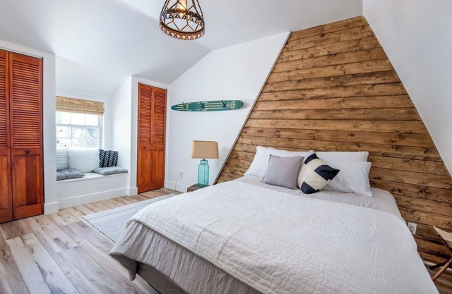 NEW! ❤️ The Pointe House ❤️ LAKE VIEW and BOAT DOCK