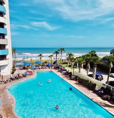 New ! Unique Renovated Oceanfront Condo at Ocean Reef Resort-Free parking - Amazing pools