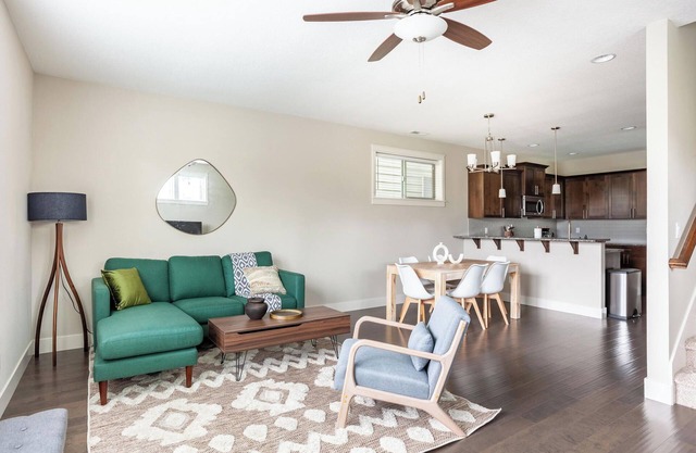 Newer 4 bedroom home. Close to Nike, Intel, hospitals & shopping.