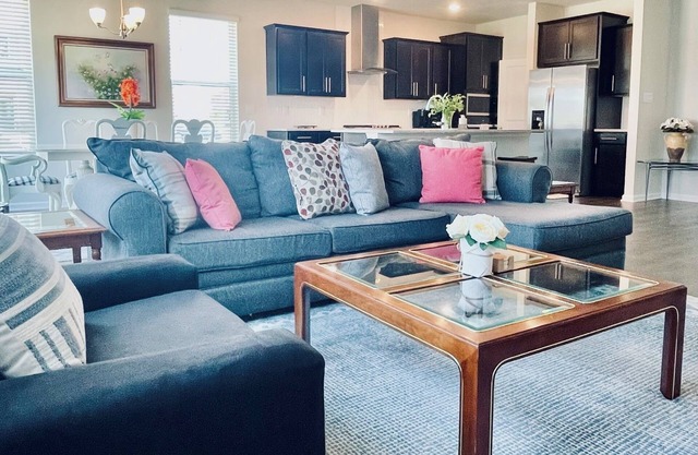 Newly constructed 6 bedroom home