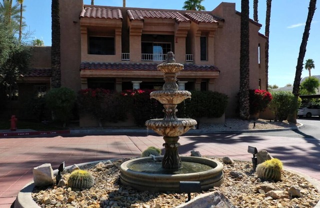 Newly Remodeled 2Bd/2Ba Condo W/Breathtaking Views. Pool, Tennis Courts