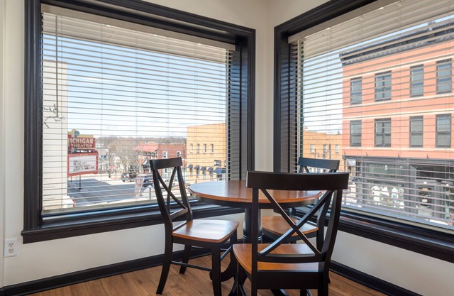 Newly Remodeled Apartment in Downtown South Haven