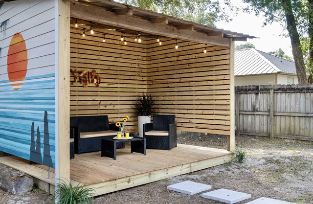 Newly Reno'd | Tesla & EV Charger | Outdoor Lounge