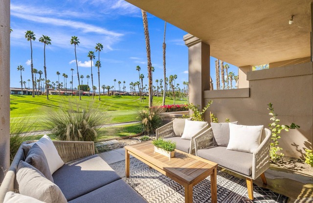 Newly renovated 2-bedroom + den condo in Palm Desert