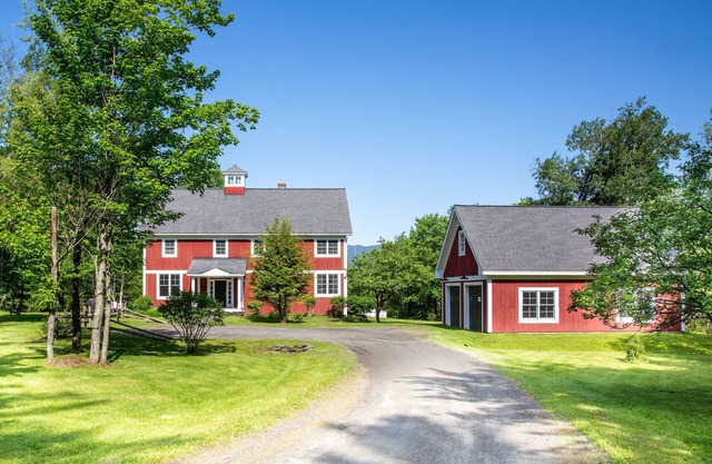NEWLY RENOVATED EAST WARREN LUXURY FARMHOUSE