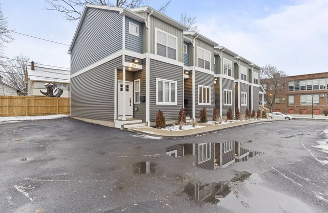 Newly Renovated Home | 5 min to ROC Airport