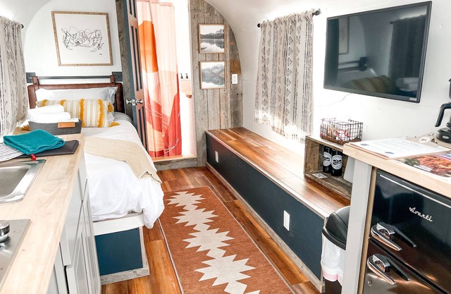 Newly updated Airstream with modern amenities on the bank of the Colorado River.