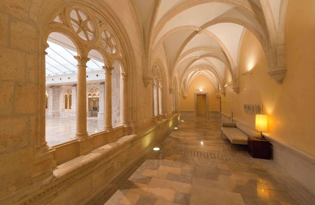 NH Collection Palacio de Burgos