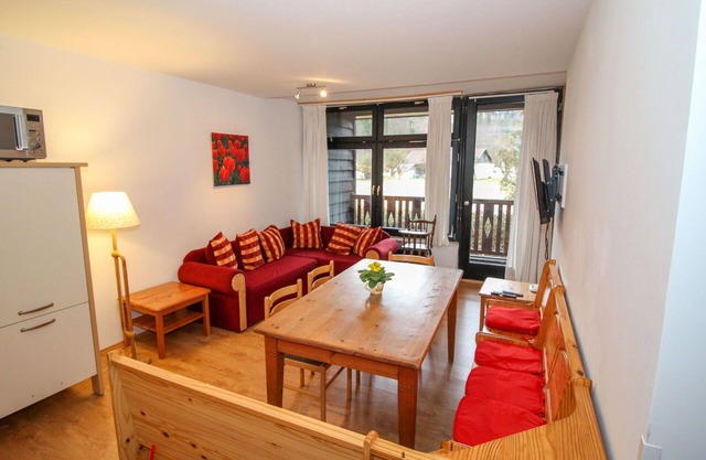 Nice apartment for 8 people with WIFI, TV and balcony