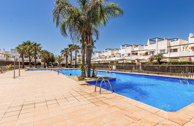 Nice apartment in Alhama de Murcia