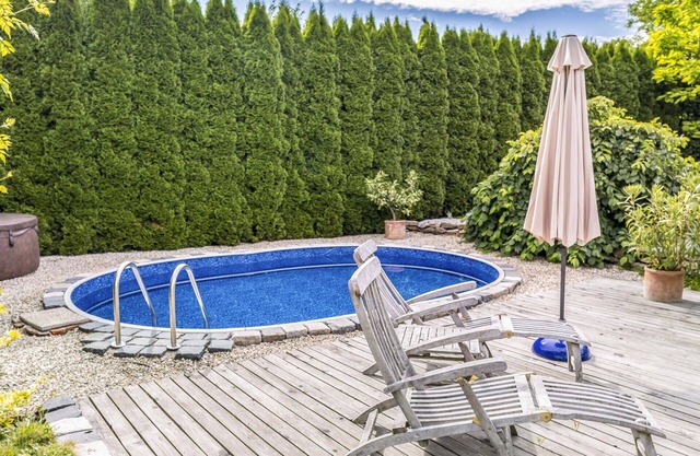 Nice apartment for 6 people with WIFI, pool, TV and patio