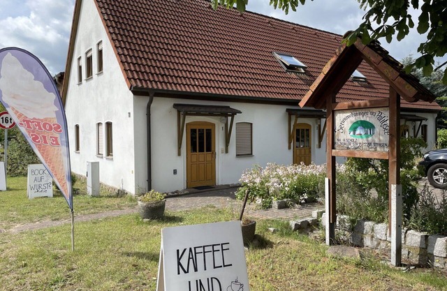 Nice apartment for 4 guests with TV, terrace and pets allowed