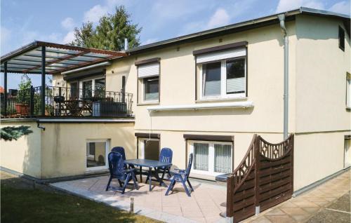 Nice Apartment In Alt Bukow Ot Teschow