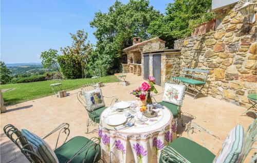 Nice Apartment In Loc Scalabrelli