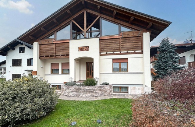 Nice apartment in Sovramonte with WiFi