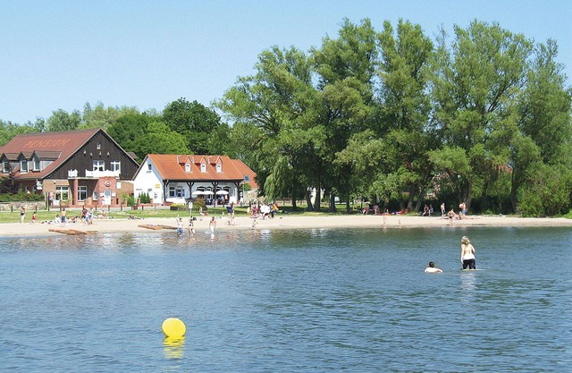 Nice apartment in villa for 7 people with WIFI, TV, terrace and pets allowed