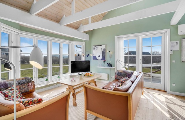 Nice cottage in newer cottage area on the Great Belt.