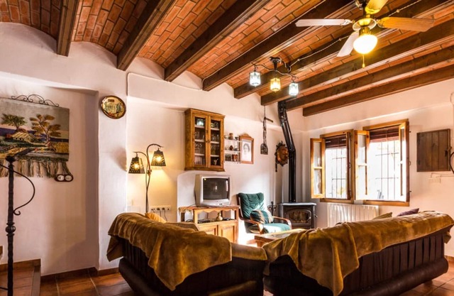 Nice country house with patio, fireplace and WiFi