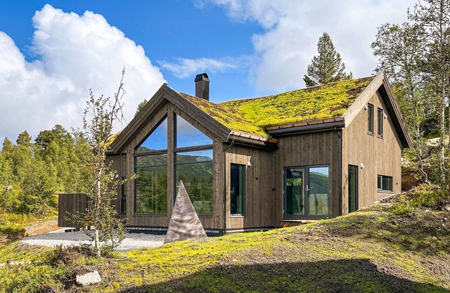 Nice home in Edland with WiFi