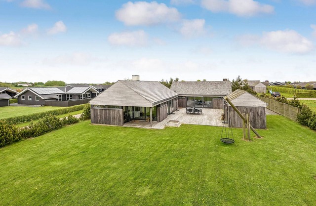 Nice home in Haderslev with sauna