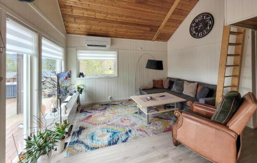 Nice Home In Jelsa With Kitchen