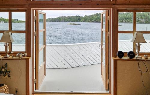 Nice Home In Manger With House Sea View