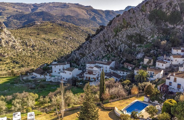 Nice home in Montejaque with WiFi