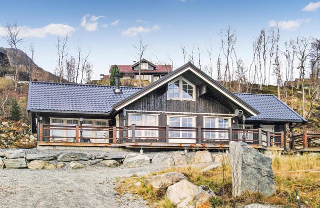 Nice Home In Straumgjerde With Wifi