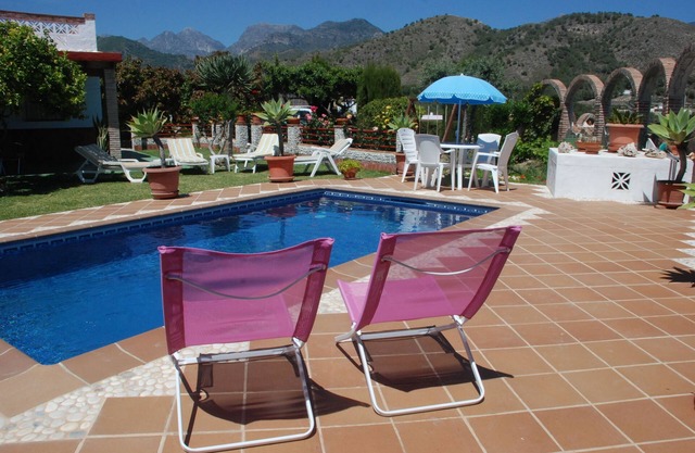 Nice Rustic House with gardens and pool on the Costa del Sol.