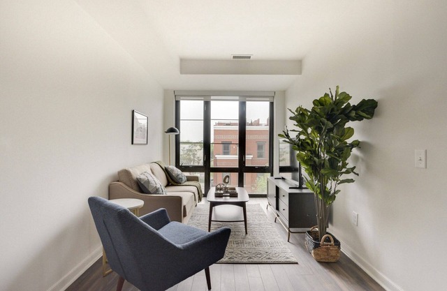 Nice Shaw 1BR w/Elevator, nr National Parks & Restaurants, by Blueground